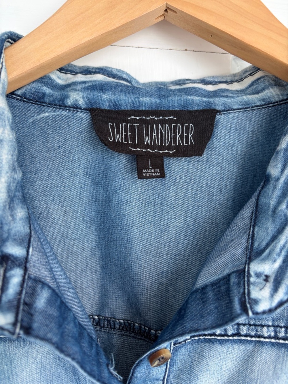 Sweet Wanderer Light Blue Denim Shirt Jacket Dress Size Large Junior’s. - Picture 2 of 6
